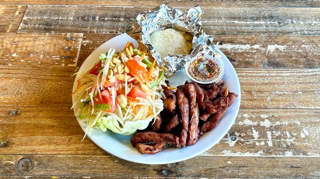 Sum Tum Combo - Fried Pork.